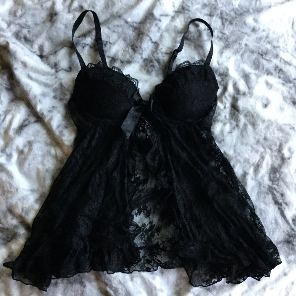 *SOLD* Sexy Black Lace Open Front Top